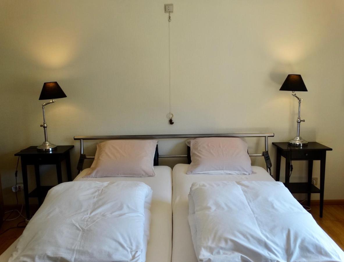 Benvenuti Bed & Breakfast Синт-Идесбалд Екстериор снимка